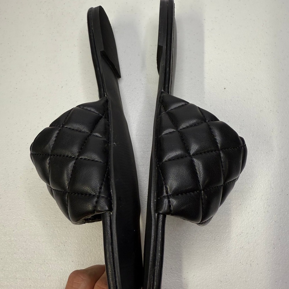 Liliana Black Quilted Puffy Square Toe Flat Slide Sandals Womens 7.5 modern - Picture 3 of 7